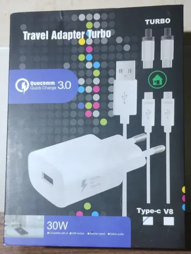 Carregador de Celular Turbo 30W Tipo C V8