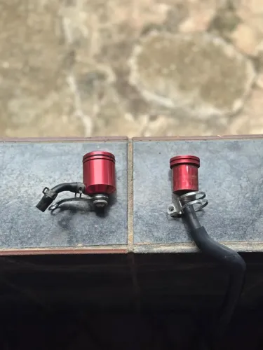 Reservatório Fluido De Freio Dianteiro e Traseiro Moto Cbr 600rr 