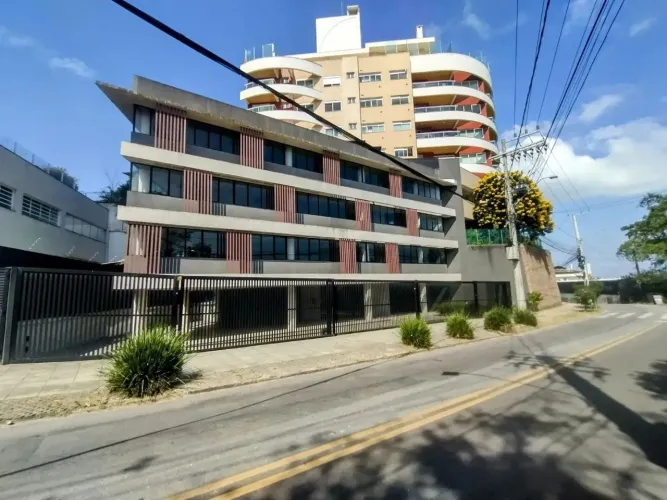 Prédio Comercial com 10 vagas de garagem - À venda no bairro João Paulo.