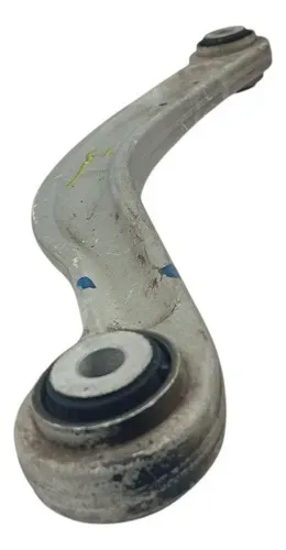 Braço de Suspensão Esquerdo Traseiro Mercedes C180 2014 2015