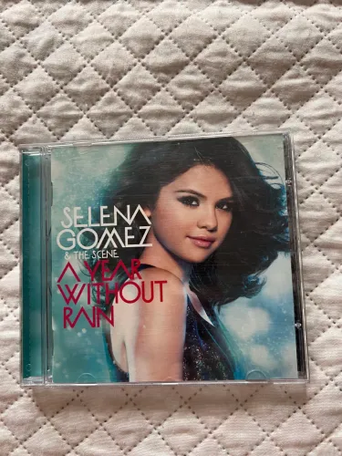 CD Selena Gomez