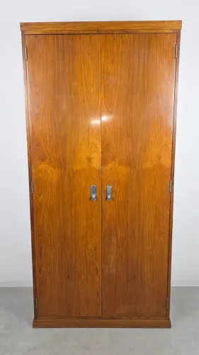 Armário década de 40