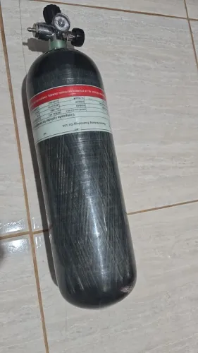 Cilindro escuba de carbono 