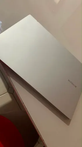 Vendo notebook Samsung ótimo estado