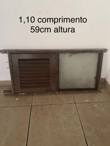 Janela madeira de lei