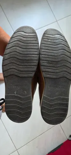 Vendo sapato mocassin Democrata 42
