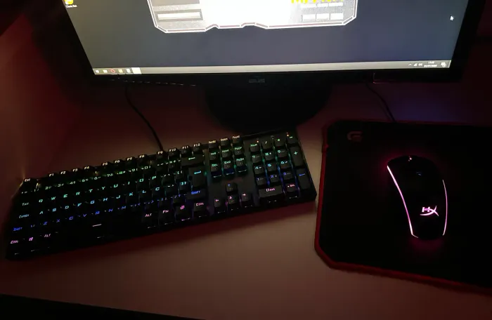Teclado Mintra K551 RGB Red Dragon