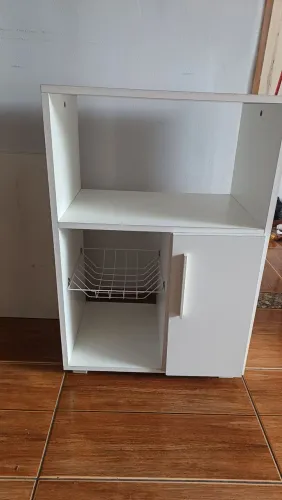 Armário fruteira com espaço para Micro ondas e forno