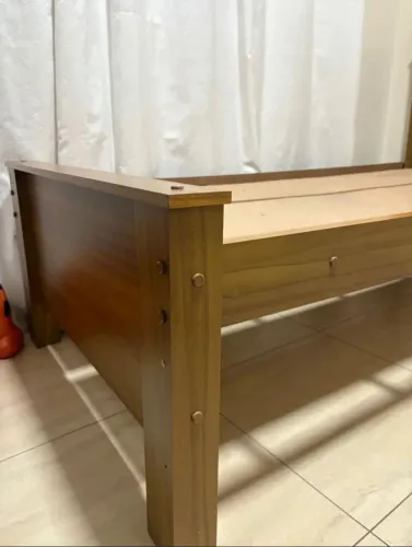 Cama de solteiro excelente estado