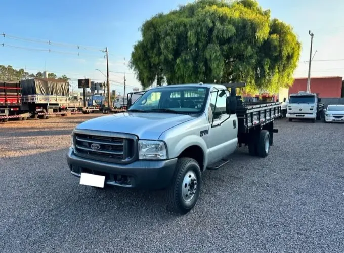 Ford F4000 G 2008 Cummins Turbo