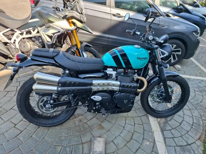 Scrambler 900, super nova, linda