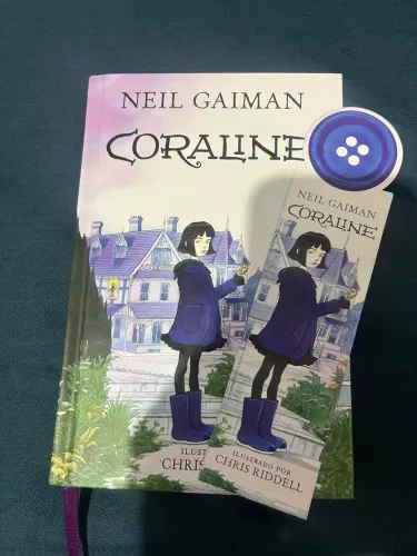 Livro Coraline 