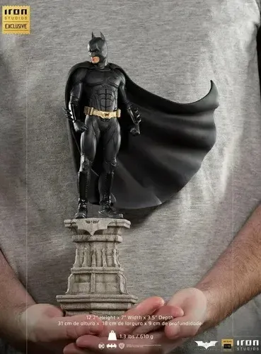 Batman Begins Deluxe CCXP 2020 Art Scale 1/10 Iron Studios SEM CAIXA