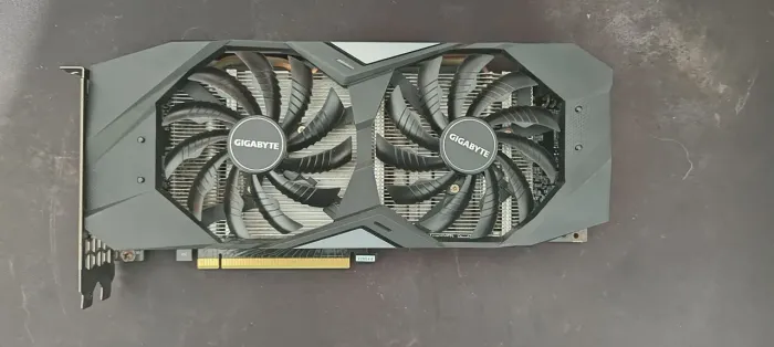 NVidia RTX 2060 Gigabyte 6GB