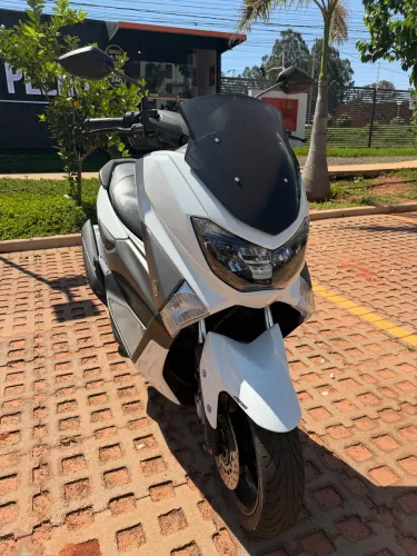 N-MAX 2018