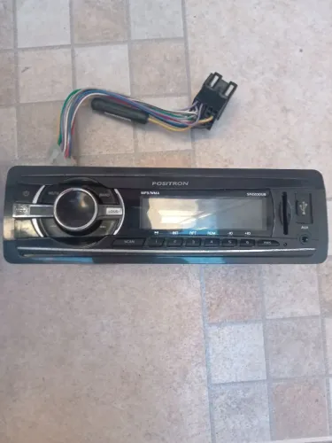 Auto rádio Pósitron 