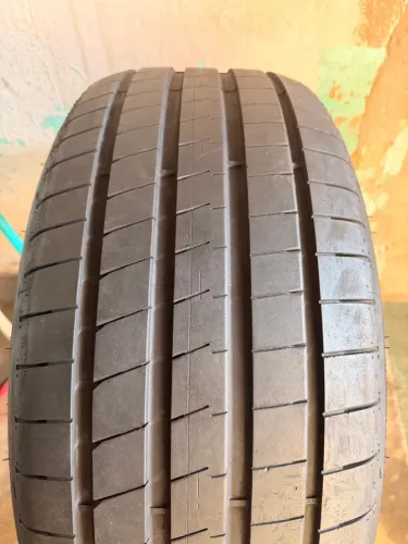 1 pneu 265/45/21 Goodyear asymmetric 6 semi novo