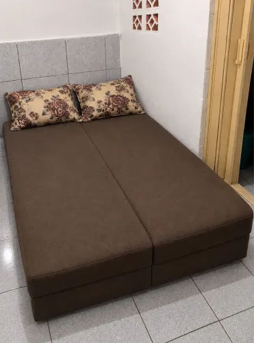SOFA CAMA + 2 ALMOFADAS GRANDES