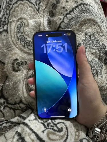 Vendo iPhone 14 Pro 128 gigas saúde de bateria 73 ? 2.500$ todo original nunca aberto