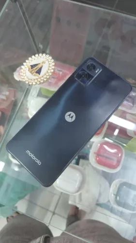 Moto e 22