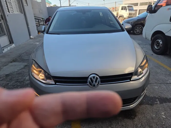 Volkswagen Golf Highline 1.4 TSI 140cv Aut. 2014