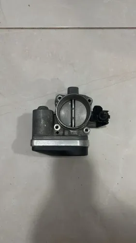 TBI corpo borboleta Renault Fluence 2011 a 2015 (original, usado)