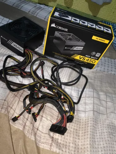 Fonte Corsair VS450 450W 80 Plus Bivolt - Completa na Caixa com Parafusos