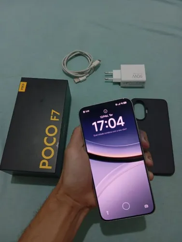 Poco F7 512 GB 12 Ram (2 meses de uso) Não envio