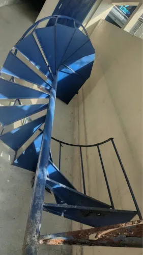 Escada CARACOL 