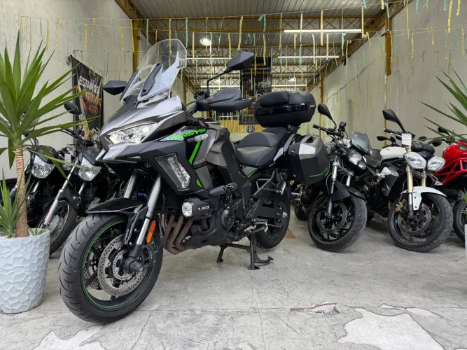 KAWASAKI VERSYS 1100 26/26 TROCO FINANCIO BAIXO KM
