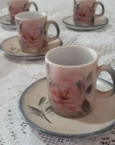 JOGO DE CAFE ELEIDA ( RETRÔ)