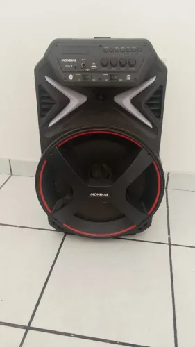Caixa de Som Amplificada Mondial Bluetooth USB Rádio FM - Potente e Portátil