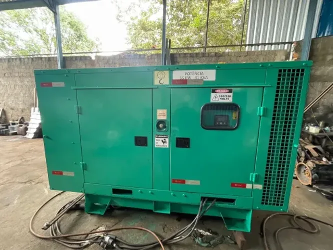 Gerador CUMMINS 80 kVA (80kVA)