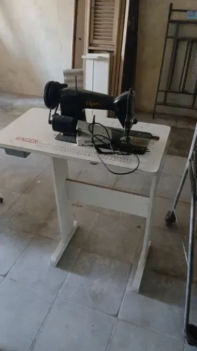 Pe de maquina sem a maquina