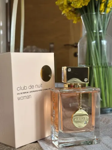 Perfume árabe club de nuit woman 