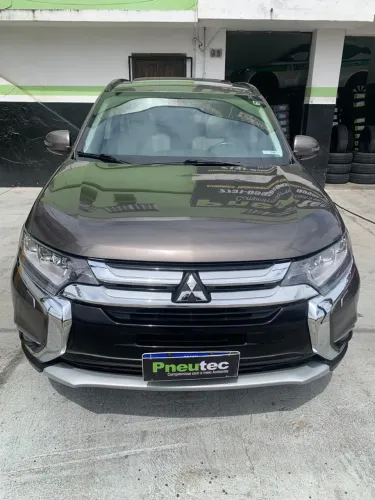 Mitsubishi Outlander 2.2 165cv Diesel Aut. 2016