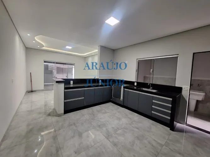 Imperdível Casa para venda ou locação em Americana, 3 quartos, 1 suíte, 1 sala, 1 vaga, 23