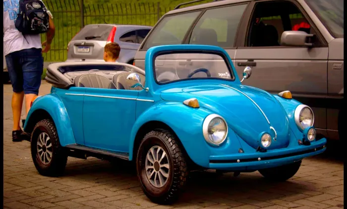 Mini Fusca 110Cc com som Bluetooth