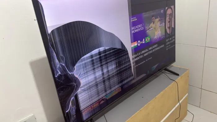 Carcaça TV TCL 50