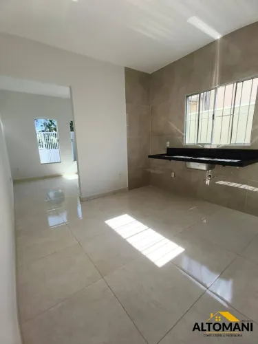 Casa com 2 Dormitórios - Parque Bandeirantes - Sumare
