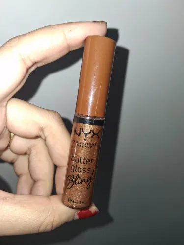 NYX Butter Gloss cor Pay me in gold