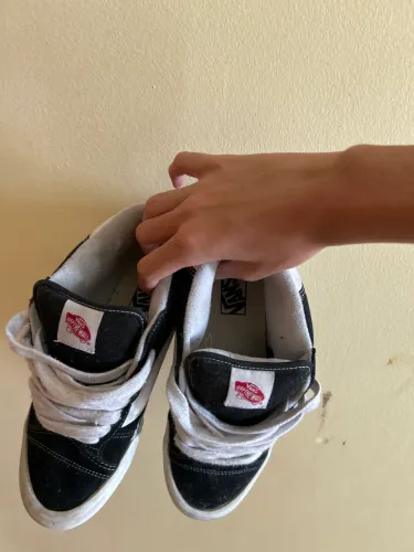 Vans 