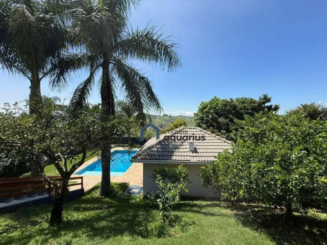 Sobrado com 3 dormitórios à venda, 300 m² por R$ 2.200.000,00 - Parque Mirante Do Vale - J