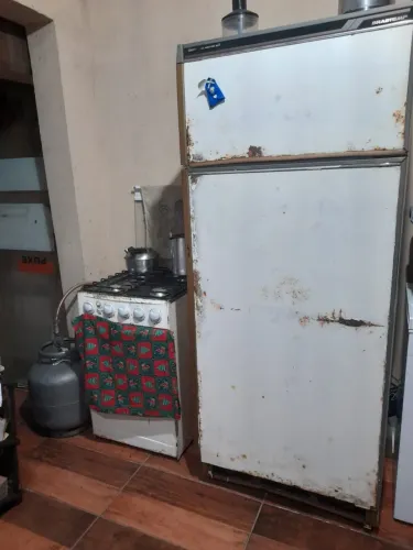 Geladeira 220v