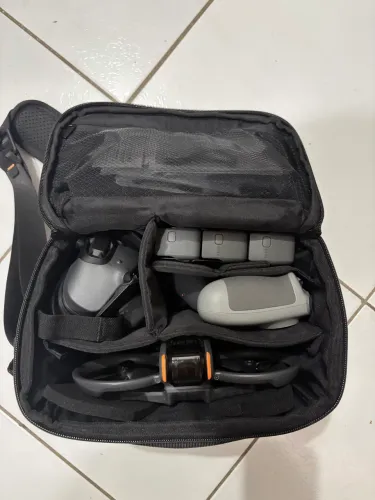 Drone DJI Avata 2 - praticamente novo - kit completo