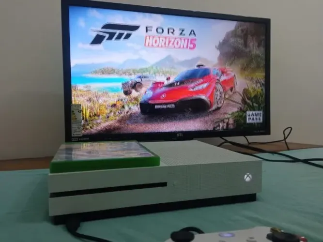 Xbox One S, Zerado, 15 Jogos, Controle Original, Parcelo, Aceito troca