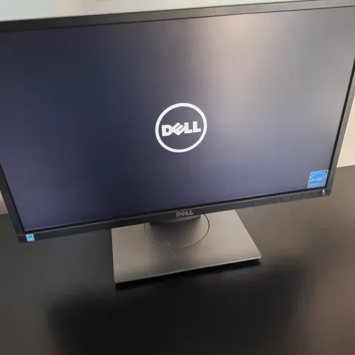 Monitor dell 22" FullHD 