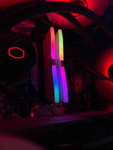 2 memória RAM BRANCA DDR4 8GB 3200 MHZ