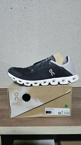 Cloud 5 Coast - ON - NOVO - preto e branco