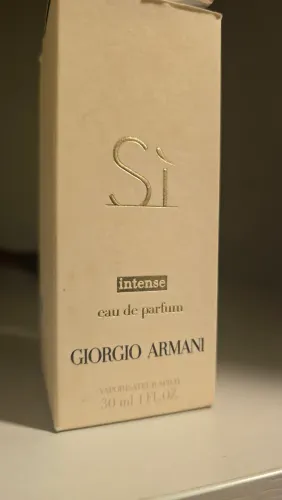 PERFUME SI INTENSE GIOGIO ARMANI 30ML USADO